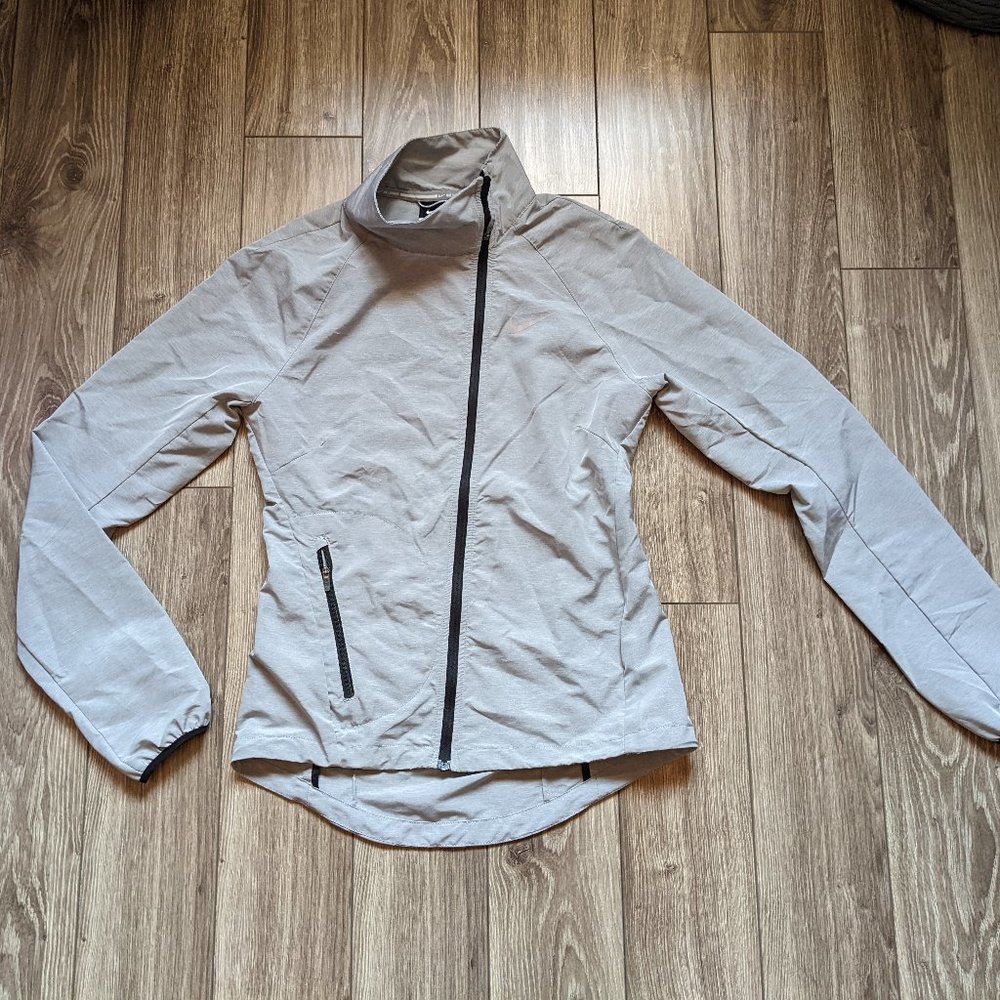 EUC (XS) - NIKE Running Windbreaker Shell